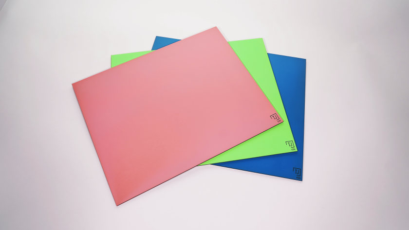 cerapad kin ceramic glass mouse pad in green blue and pink colors